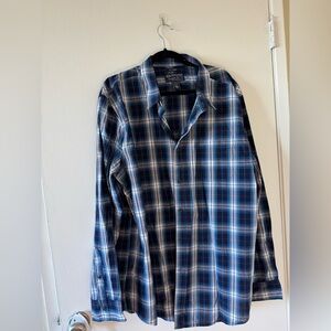 American Rag Navy and White Plaid Men’s Button Down Shirt